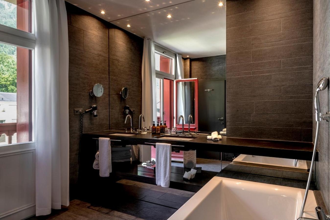 Double Room Mountain View