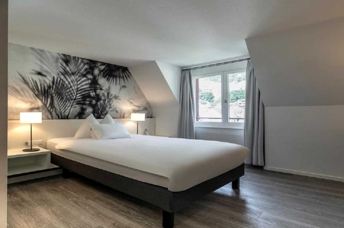 Double Room Lake View